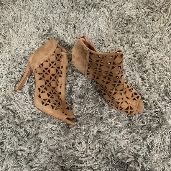 GUC Michael Kors Womens Suede Peep Toe Cage Stiletto Heel - Picture 3 of 4